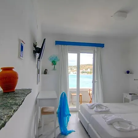 ホテル Platys Gialos Sifnos
